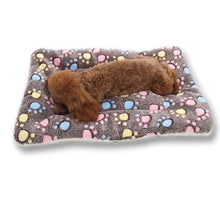 Load image into Gallery viewer, Soft fur pet bed
